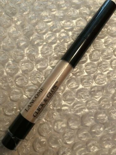 02 LUMIERES D'OR ROSE Lancome Click & Glow Iluminador Líquido para la Piel .08 OZ Foto 1 de 1