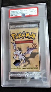 Fossil 1. Aufl. Aerodactyl SPANISCH PSA 10 (1290) bewertetes Boosterpaket Pokemon - Bild 1 von 1