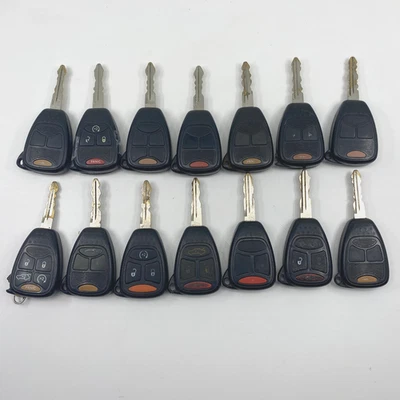 Lot x 14 Chryser Dodge Jeep Key Fob RHK Remote OHT692427AA MIX Lockmsmith Lot - Image 1 of 4