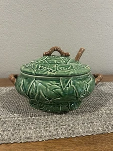 Bordallo Pinheiro Cabbage Leaf Casserole Dish, Lid, Ladle 13” X 9” - Picture 1 of 11