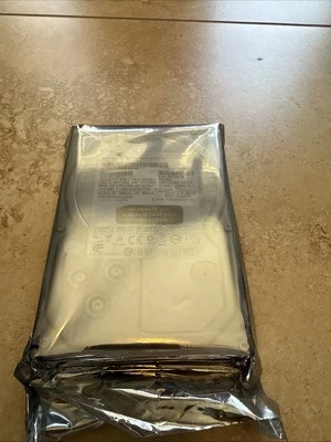 Hitachi 2TB,Internal,7200 RPM (HDS722020ALA330) Desktop Hard Disk Drive - Image 1 of 2