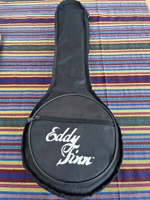 Ukelele de concierto Eddie Finn Banjo con estuche (modelo: EF-BU-1) Foto 1 de 4