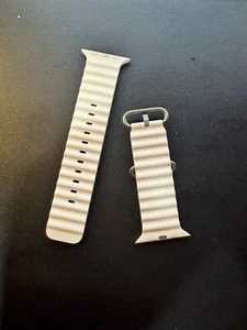 Used Genuine Apple Watch Ocean Band White 49mm - Photo 1/3