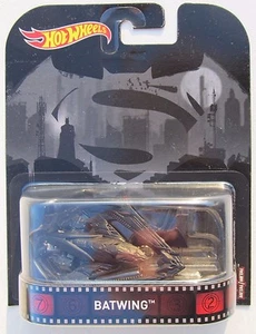 RUOTE CALDE 2016 RETRO ENTERTAINMENT BATMAN BATWING CON SUPPORTO **NUOVO ** - Foto 1 di 2