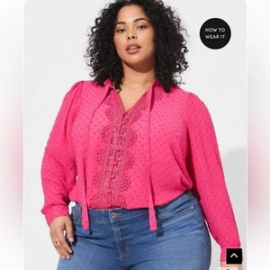 NWT Torrid Chiffon Clip Dot Ruffle Neck Tie Front Top Size 3x - Picture 1 of 11