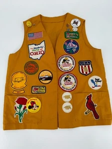 Vintage 70s 80s Vest w National Park / Destination Travel Camping Patches Large - Picture 1 of 18
