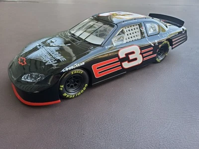 Action 1/18 The Dale Earnhardt Foundation 2003 Monte Carlo - Image 1 of 4