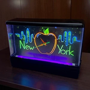 Vintage 80er Nuon Klocks New York City NYC Neon Schwarzlicht Uhr 1988 RAR - Bild 1 von 12