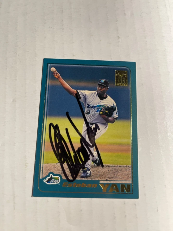 Tampa Bay Rays ESTEBAN YAN Signed Card - Image 1 of 1