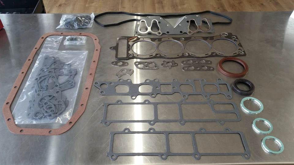 Toyota Complete Gasket Set RE (1985-1995) - Image 1 of 1