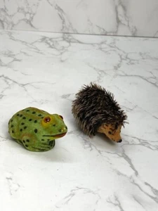 Wagner Kunstlerschutz Handwork Flocked Frog and Hedgehog West Germany Animal - Picture 1 of 9