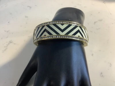 RARE AUTHENTIC HEIDI DAUS MATTEL BARBIE BLACK & WHINE CHEVRON BRACELET NR - Image 1 of 4