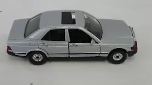 Corgi Mercedes Benz 190E Grey 1:32 scale with sunroof made in Great Britain - Picture 1 of 5