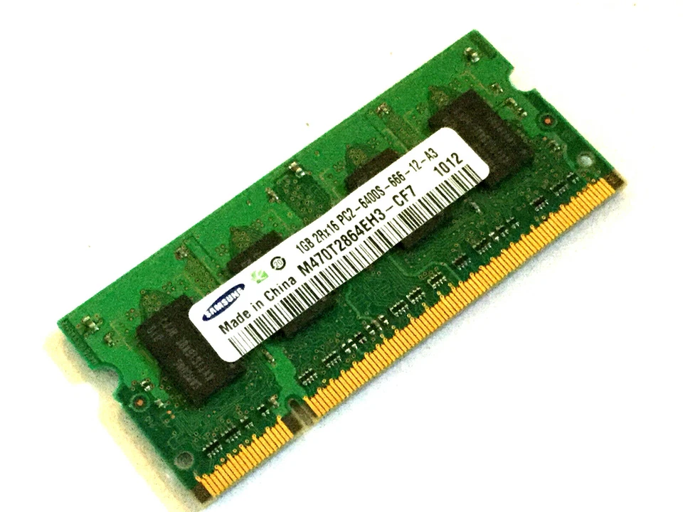 MEMORIA RAM SODIMM 1GB SAMSUNG PC2-6400S DDR-800 M470T2864EH3 - Immagine 1 di 1