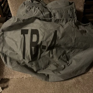 New Budge Truck Cover Size 4 Style TB-4 Single Layer Double Stitched No Box - Bild 1 von 2