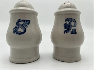 Pfaltzgraff "Yorktowne" 3/4 Hole Salt And Pepper Set - Picture 1 of 5