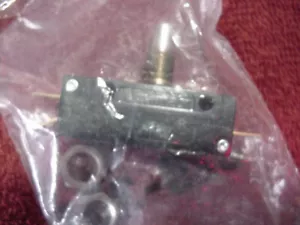 NEW SPEED QUEEN DRYER DOOR SWITCH #51143 FOR OLDER MODELS AND OTHER MAKES - Picture 1 of 5