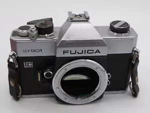 Cámara fotográfica Fujica St 901 muy limpia en muy buen estado estético sellos nuevos - Imagen 1 de 10