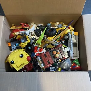 BIG Bundle Lot Bricks Mixed Lego, Mega block & others Lot +5LBS read - Foto 1 di 17