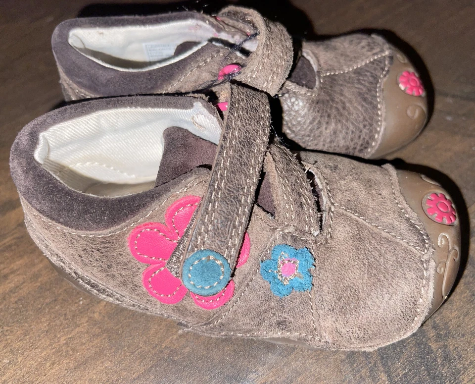 Clarks First Shoes Baby Sneakers Sz US 4.5 EUR 20 - Image 1 of 4