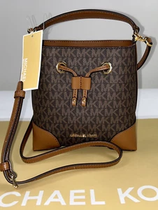 MICHAEL KORS Bag BUCKET Messenger Brown MK Leather MERCER Drawstring NEW $398 - Picture 1 of 8