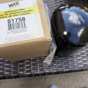 WIX 51758 Heavy Duty Engine Oil Filter. Gasket Included. Made In USA - Foto 1 di 8