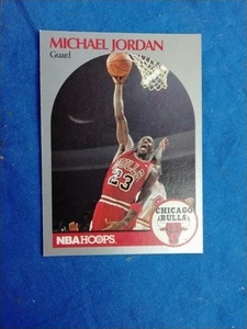 1990 NBA Hoops Michael Jordan #65 Chicago Bulls - Picture 1 of 6