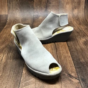 Fly London Sandals Womens EU 38 Yone 2.5" Wedge Heel Taupe Leather Peep Toe MINT - Picture 1 of 10