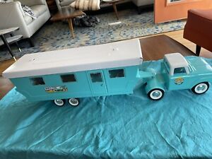 1950's Nylint #6600 mobile home trailer/camper w/furniture/wood floor inlay MINT