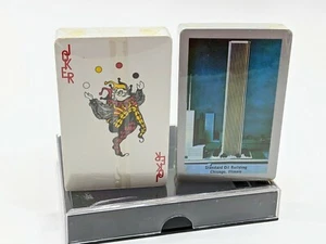 Tarjetas de juego de doble mazo Standard Oil Building - Imagen 1 de 3
