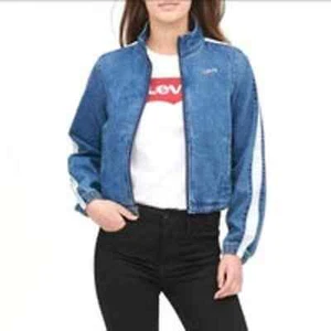LEVI STRAUSS & CO Women's Crop Stripe Arm Full Zip Denim Bomber Jacket sz M NWT - Picture 1 of 12