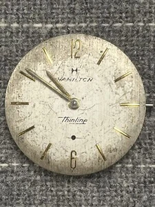 Movimiento Hamilton 687 funcionando necesita reparación cuerda manual esfera vintage - Imagen 1 de 3