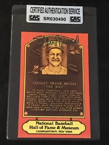 STAN MUSIAL FIRMADO AUTOGRAFIADO 1979 DEXTER SALÓN DE LA FAMA ESTUCHE POSTAL AUTÉNTICO - Imagen 1 de 2