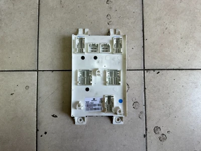 Jeep Grand Cherokee 2015 5,7 L 4x4 carrocería módulo de control BCM OEM 68236139AB Foto 1 de 4