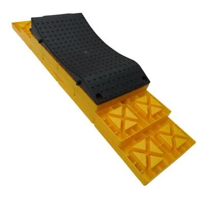 Motorhome Caravan Levelling Ramp Blocks 9pc (Heavy Duty Level Up Tyre Saver Bag) - Picture 1 of 7