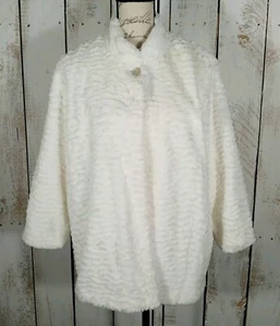 Luxurious Plush Boujee Faux Fur Jacket Womens Sz 18 3/4 Sleeve Quiet Luxury - Picture 1 of 8
