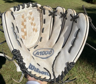 Wilson A1000 A10RF22V125女式快投垒球手套手套RHT 12.5英寸白色 — 第 1/4 张图片