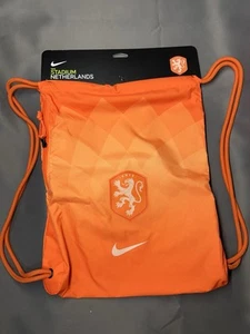 Nike Sport Netherlands Stadium BA5467-820 Orange Kordelzugbeutel Turnbeutel 55 - Bild 1 von 6