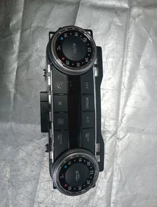 Temperature Control Front Fits 09-14 MERCEDES C-CLASS - Picture 1 of 3