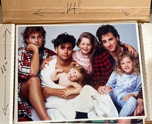 Full House Cast Original 1987 ABC TV Promo 11x14 Glossy Photo John Stamos NOS - Picture 1 of 4