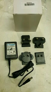 CARGADOR LÁSER SPECTRA PRECISION MUNDIAL LL300N GL412N GL422N NIVEL 95720-00 - Imagen 1 de 1