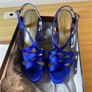 Audrey Brooke Dorian Royal Blue Strappy High Heels Women's Size 9M - Picture 1 of 3