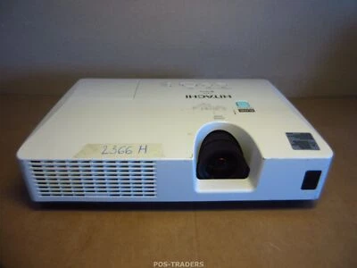 HITACHI CPX8 XGA Beamer projector 3LCD 2700 Lumens - 2366 H - EXCLUDING REMOTE - Bild 1 von 4