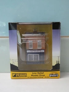 Scenecraft Bachmann Graham Farish N Gauge Low Relief Model Shop 42-275 Boxed - Picture 1 of 12