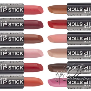 Lápices labiales mate Stargazer de color mate altamente pigmentado - Imagen 1 de 13