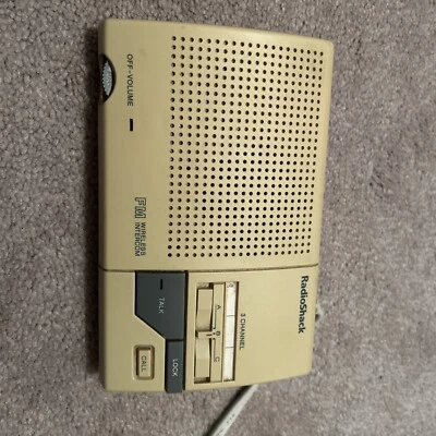 Intercomunicador inalámbrico Radio Shack FM 3 canales 43-490 Foto 1 de 2