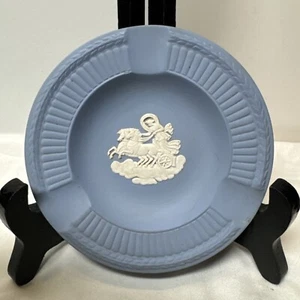 Wedgwood Ashtray-Blue with White Goddess in original box - Picture 1 of 7