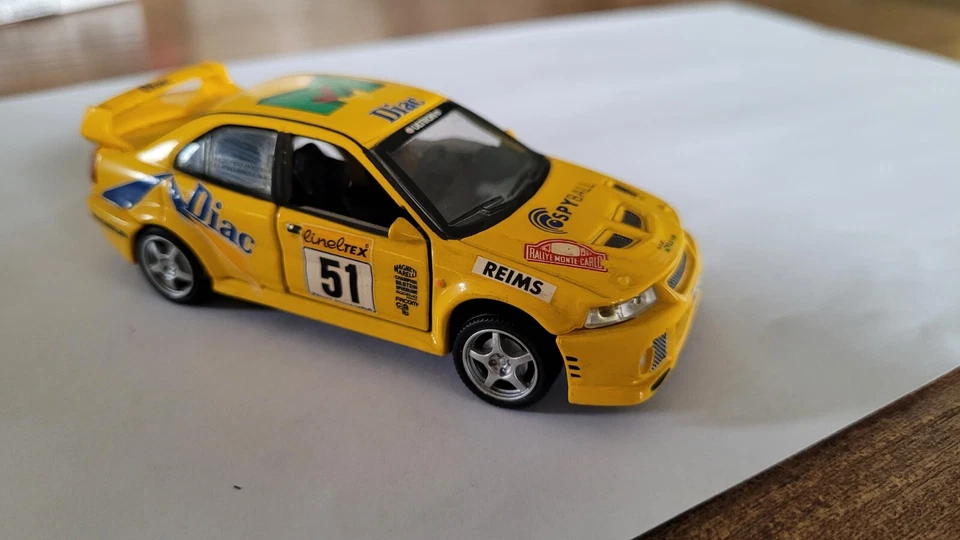 Modellino Mitsubishi Lancer Scala 1:43 - Immagine 1 di 1