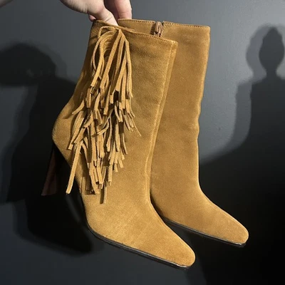 Botines con flecos de gamuza vintage Y2k años 90 con tacón camel caramelo punta cuadrada Foto 1 de 4