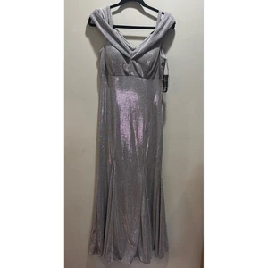 Vestido de Noche Formal R&M Richards Plateado Brillante Hombro Descubierto Talla 8 NUEVO - Imagen 1 de 13
